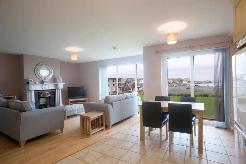 Portrush Seaview Apartments Zimmer foto